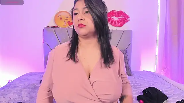 دردشة Nattyy_Cruz الجنسية المباشرة