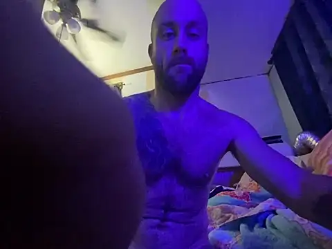 OGmailKnows Adlı Modelin Canlı XXX Sohbeti