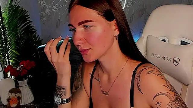 XXX chat uživo modela babyisperfect