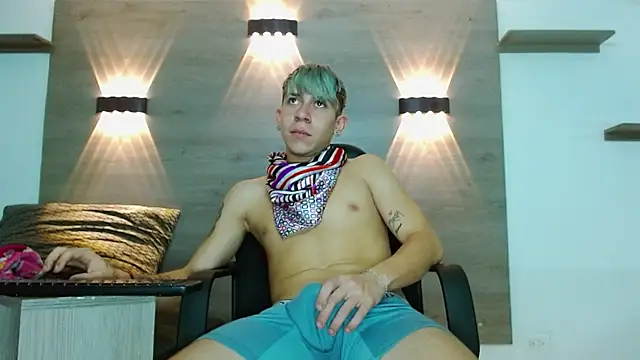XXX chat uživo modela Gaeliitto