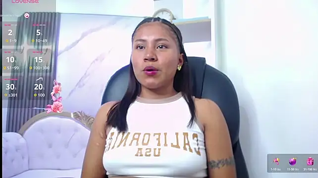 emiily_tk Chat XXX in diretta