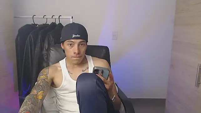 chomelo6 Live XXX Chat