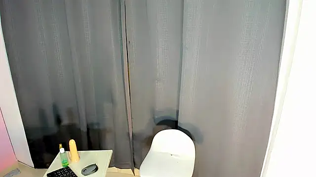 Ashley_Alexa élő XXX-chatje