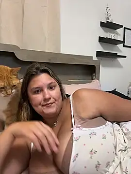 Chat XXX en directo de Latinamommy26