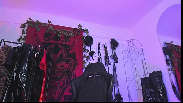 Chat XXX Live Agatha_BDSM