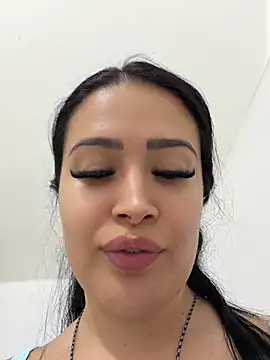 Sara_fun's Webcam Show
