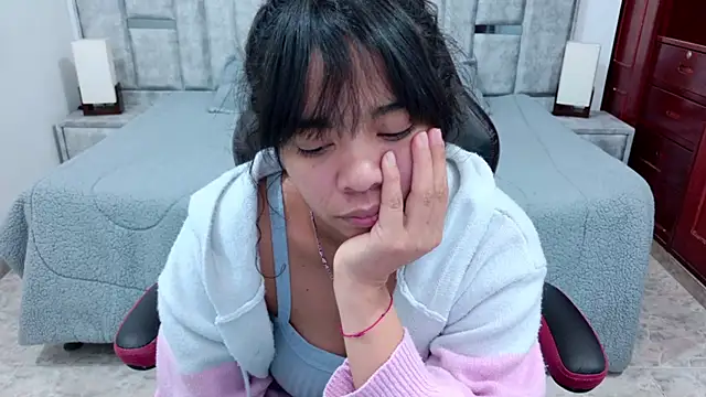 laureentt_'s Live XXX Chat