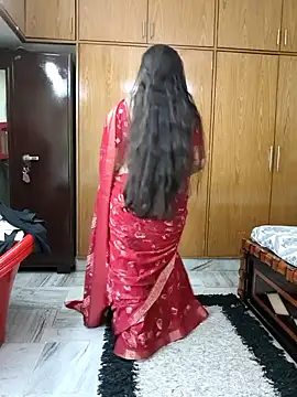 yoursana- Live XXX-chat