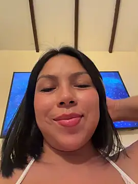 ISABELLA__LUNAのライブXXXチャット