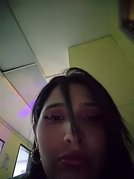 Chat +18 de emily_leinner ao vivo