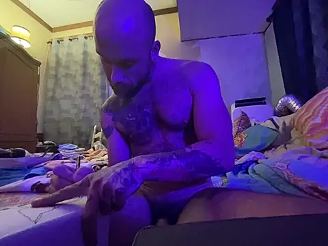 צ'אט XXX בשידור חי של OGmailKnows