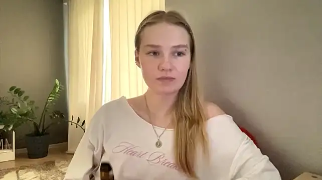 XXX chat uživo modela PlasaRima