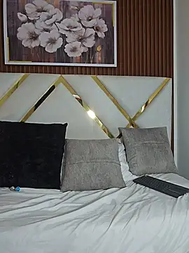 دردشة Chantal_Sex_XXX الجنسية المباشرة