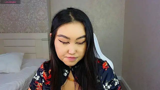 دردشة Diana_Moon_ الجنسية المباشرة