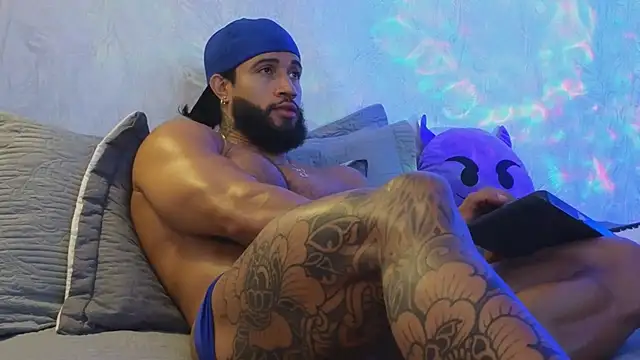 Chat XXX en directo de Osher_Cox