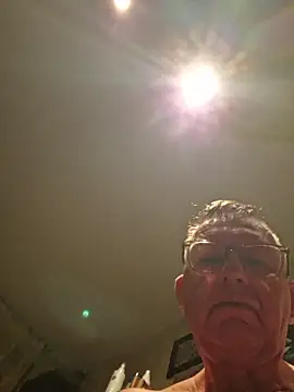 Chat +18 de Robotnikm ao vivo