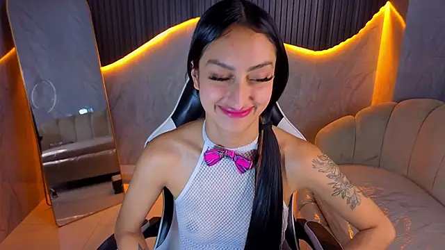 Tifany_Tx Chat XXX in diretta