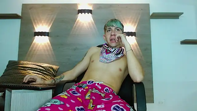 Gaeliitto live XXX chat