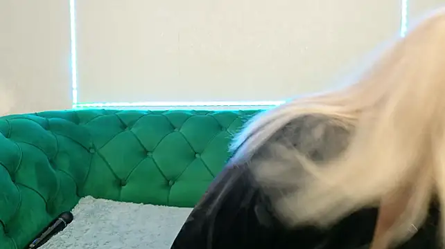 IvanaCharm Chat XXX live
