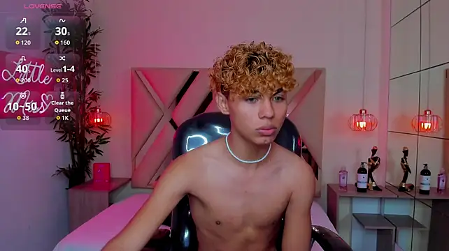 Chat +18 de Anyelo_Twink ao vivo
