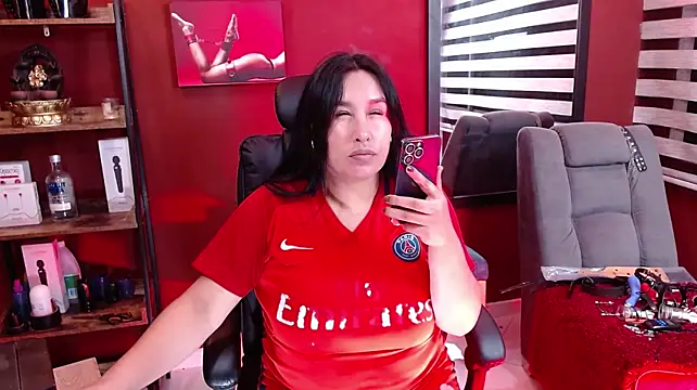 Chat +18 de kendylovelancee ao vivo