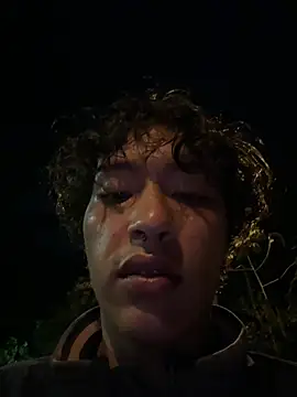 TonnyBottom Live XXX-chat