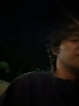 XXX chat uživo modela TonnyBottom