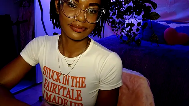 Chat +18 de CocoSage ao vivo