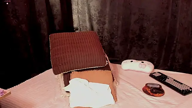 MiaKnoxのライブXXXチャット