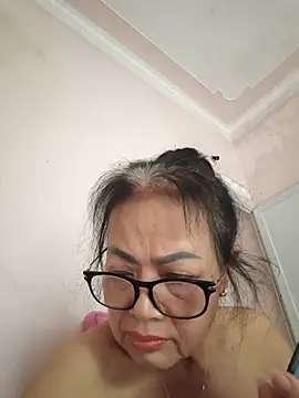 Hotestlove Chat XXX in diretta