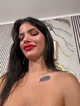 RaniaSnow Chat XXX in diretta