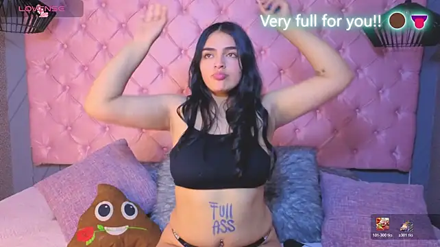 Chat XXX en directo de Sara-Messy