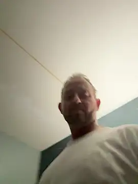 Онлайн чат XXX Enjoyedmine