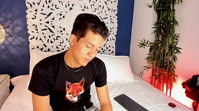 Chat +18 de LevinFox ao vivo