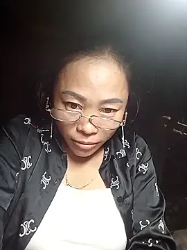 Maya_0102 现场XXX聊天