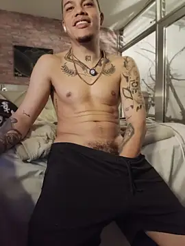 AlphaMasterXxxn Live XXX chat