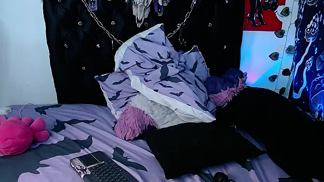 mayaREDdolln Live XXX chat