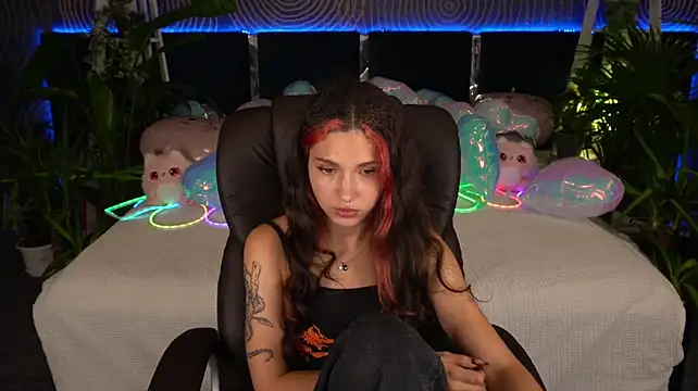 Czat XXX na żywo – BabyFlowerr