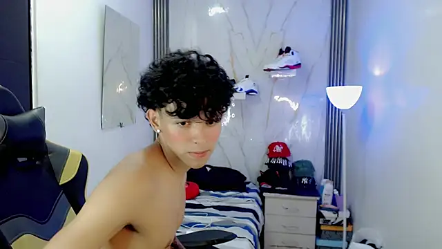 XXX chat uživo modela FUNNY_DICK_