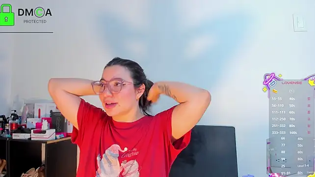 צ'אט XXX בשידור חי של kathryn07