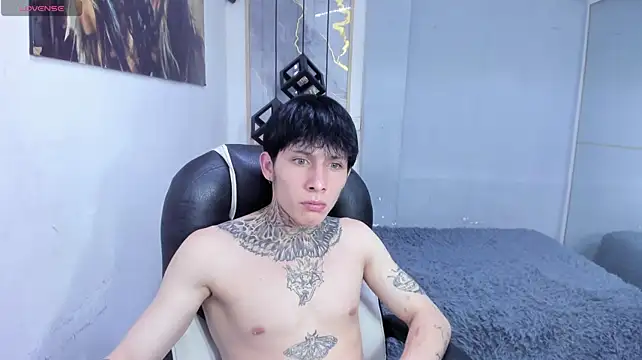 Cry_thereal's Live XXX Chat