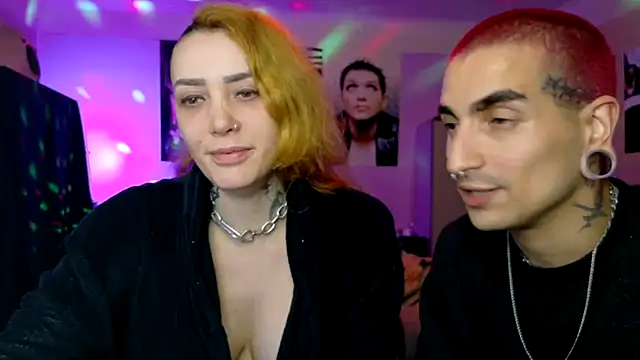 VioletFox26 live XXX chat