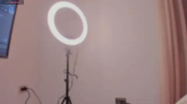 sakura_Gomez Chat XXX in diretta