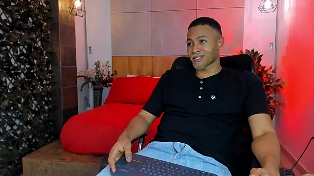 B_Wild live XXX chat
