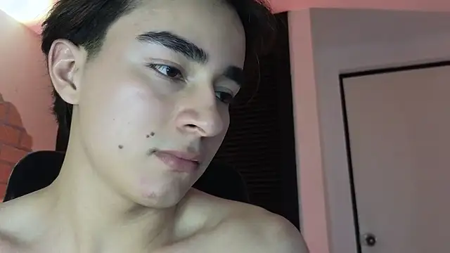 Connorr_01 live XXX chat