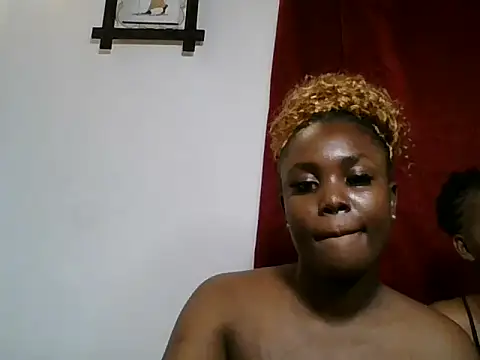 Nasty_assie Chat XXX in diretta