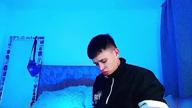 _justinmoon2: онлайн-секс-чат