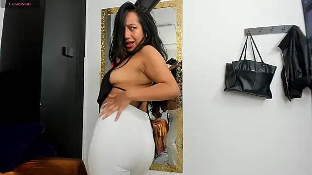 IssaBell1 라이브 XXX 채팅