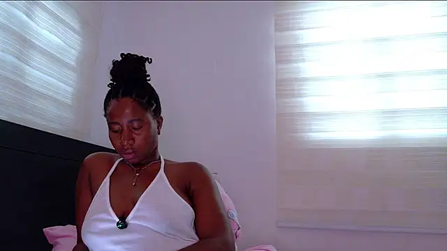 MistreesMay18 লাইভ XXX চ্যাট