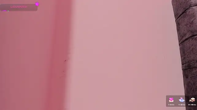 MissCurvyTop XXX чат на живо
